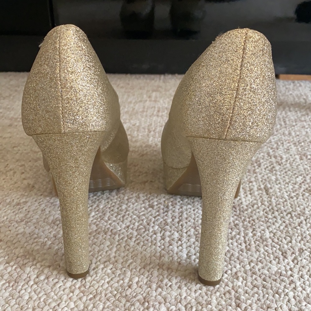 Glittery pumps - Picture 3 of 3